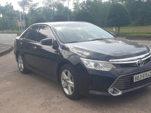 Toyota Camry 2015 - Xe màu đen chính chủ, 636 triệu