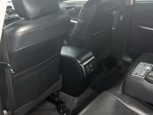 Toyota Camry 2015 - Xe màu đen chính chủ, 636 triệu