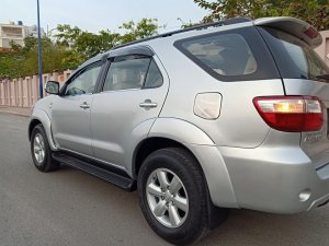 Toyota Fortuner 2011 - Bán rẻ xe biển vip 1 chủ zin a-z, bản full độ options rất đẹp