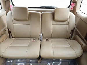 Toyota Fortuner 2011 - Bán rẻ xe biển vip 1 chủ zin a-z, bản full độ options rất đẹp