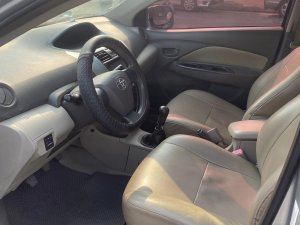 Toyota Vios 2012 - Màu bạc xe gia đình, giá cực tốt
