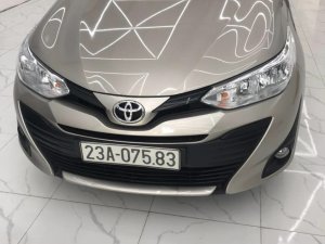 Toyota Vios 2020 - Xe màu bạc số sàn, giá 550tr