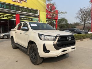 Toyota Hilux 2020 - 1 cầu, odo 3 vạn