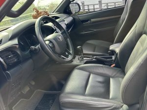 Toyota Hilux 2020 - Giá rẻ