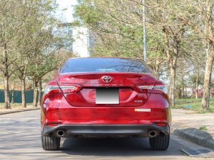 Toyota Camry 2020 - Odo chạy 4v km