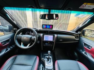 Toyota Fortuner 2022 - Số tự động máy dầu cao cấp, xe chạy 14.000km bao check hãng