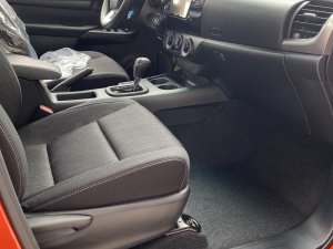 Toyota Hilux 2023 - Hoàn toàn mới - Đủ màu
