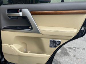 Toyota Land Cruiser 2015 - Cần bán xe nhập giá 2 tỷ 990tr