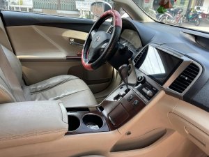 Toyota Venza 2009 - Màu trắng xe gia đình