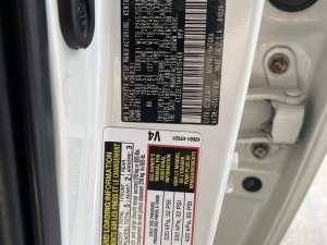 Toyota Venza 2009 - Màu trắng xe gia đình