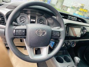 Toyota Hilux 2023 - Hoàn toàn mới - Đủ màu