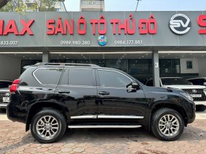 Toyota Land Cruiser Prado 2021 - Màu đen, nhập khẩu