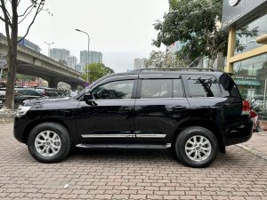 Toyota Land Cruiser 2019 - Màu đen, nhập khẩu chính chủ