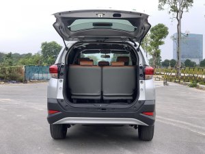 Toyota Rush 2019 - Màu bạc, xe nhập