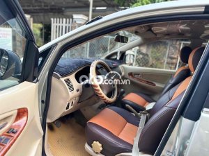 Toyota Innova 2008 - Xe màu bạc