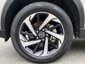 Toyota Rush 2019 - Màu bạc, xe nhập