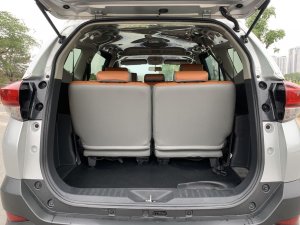 Toyota Rush 2019 - Màu bạc, xe nhập