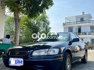 Toyota Camry xe gia đình đi kẹt tiền nên bán 2000 - xe gia đình đi kẹt tiền nên bán