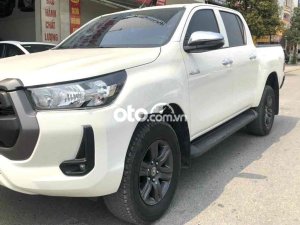 Toyota Hilux  2.4 tự động 2022 2022 - Hilux 2.4 tự động 2022