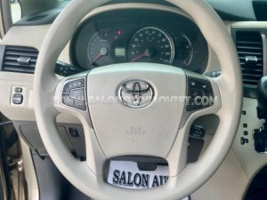 Toyota Sienna 2010 - Nhập Mỹ