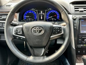 Toyota Camry 2017 - Đăng ký lần đầu 2017, mới 95%, giá chỉ 765tr