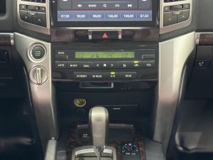 Toyota Land Cruiser 2013 - Xe màu xanh lam