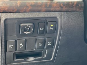 Toyota Land Cruiser 2013 - Xe màu xanh lam
