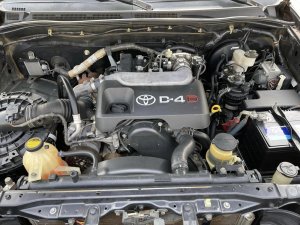 Toyota Fortuner 2011 - Keo chỉ nguyên zin từ đầu đến cuối