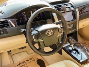 Toyota Camry 2016 - Xe màu đen