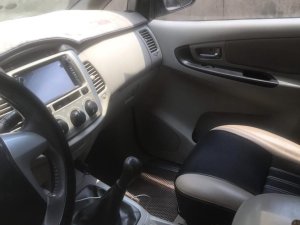 Toyota Innova 2015 - Biển tỉnh gốc thành phố