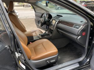 Toyota Camry 2018 - Bán xe nhập khẩu nguyên chiếc giá 820tr