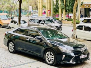 Toyota Camry 2018 - Bán xe nhập khẩu nguyên chiếc giá 820tr
