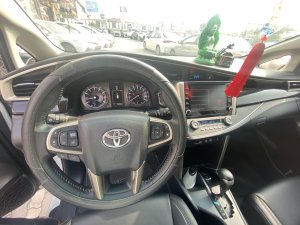 Toyota Innova 2021 - Trắng ngọc trai