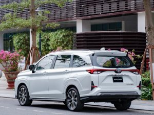 Toyota Veloz Cross 2023 - Sẵn xe giao ngay trong tháng - Giảm trực tiếp tiền mặt - Hỗ trợ trả góp lãi suất thấp