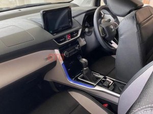 Toyota Veloz Cross 2023 - Giảm tiền mặt gần 70tr và rất nhiều quà, liên hệ hotline ngay