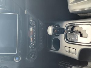 Toyota Hilux 2018 - Bán xe màu xám