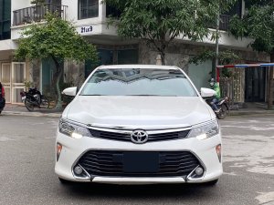 Toyota Camry 2018 - Xe tư nhân một chủ sử dụng từ mới, cam kết chất lượng