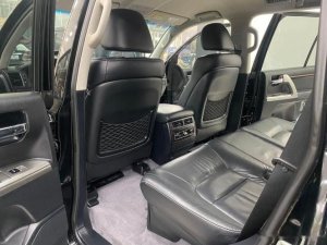 Toyota Land Cruiser 2013 - Màu đen, xe nhập