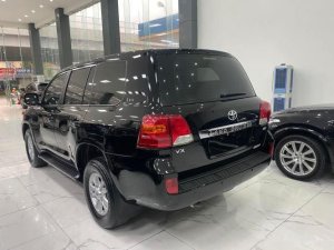 Toyota Land Cruiser 2013 - Màu đen, xe nhập