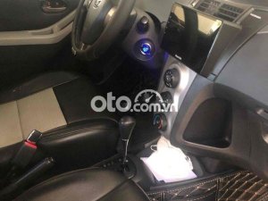 Toyota Yaris   1.3  2010 bạc xe đẹp 2010 - Toyota Yaris 1.3 Hatchback 2010 bạc xe đẹp