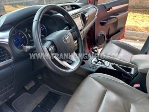 Toyota Hilux 2016 - Màu đỏ, 686tr