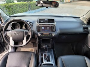 Toyota Land Cruiser Prado 2015 - Màu bạc, model 2016, tên công ty