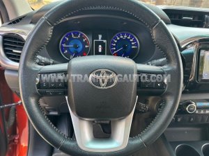 Toyota Hilux 2016 - Màu đỏ, 686tr