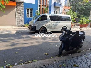 Toyota Hiace ĐẦU BÚA MÁY XĂNG ĐỜI 2011 XE 16 CHỖ 2011 - ĐẦU BÚA MÁY XĂNG ĐỜI 2011 XE 16 CHỖ