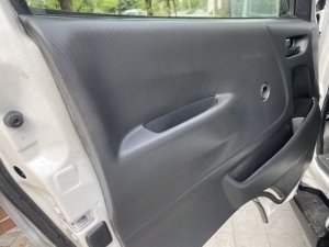 Toyota Hiace 2011 - Xe đẹp, vẫn chở khách bình thường