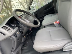 Toyota Hiace 2011 - Xe đẹp, vẫn chở khách bình thường