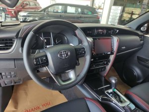 Toyota Fortuner 2023 - Giảm thêm gần 100tr tiền mặt, hỗ trợ trả góp từ 85 - 90% giá trị xe