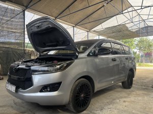 Toyota Innova E 2017