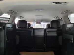 Toyota Land Cruiser 2013 - Xe màu đen
