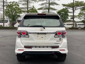 Toyota Fortuner 2016 - Màu trắng số tự động